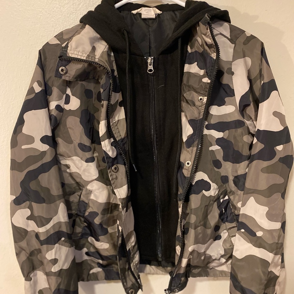 Women’s Camo Double Layer Windbreaker Jacket